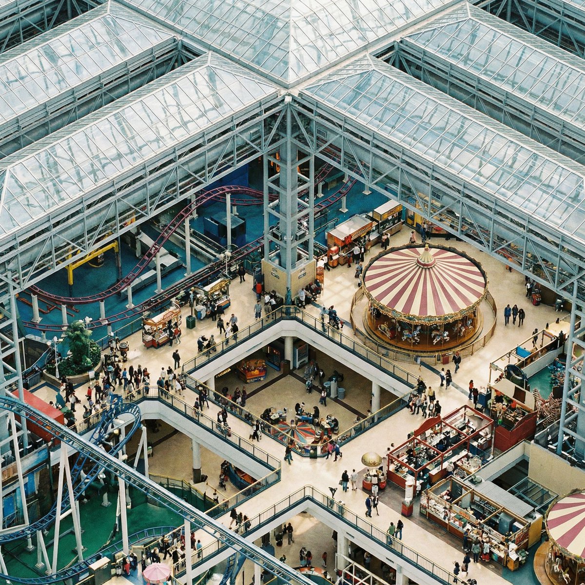 Perfectly Isometric Photo Prompt